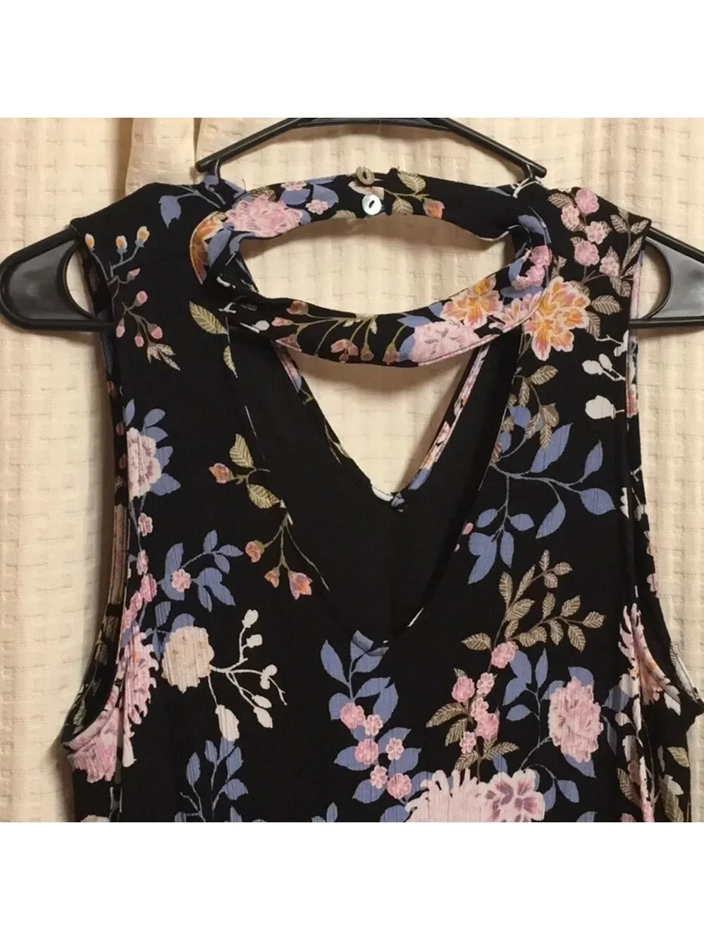 Peach Love California floral dress cut out lined 100% rayon size medium